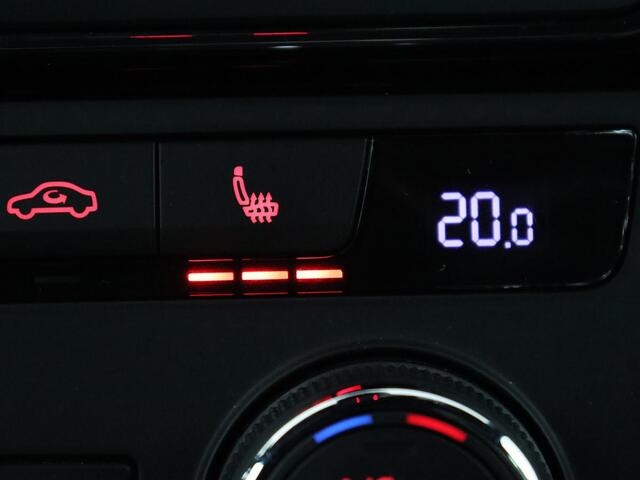 Seat LEON 1.5 TSI FR Ultimate Edition | Stoelverwarming | Carplay | Beats Pack | Adaptive cruise | Sfeerverlichting | Navigatie | Keyless | Virtual Cockpit | Climate control | Sportstoelen