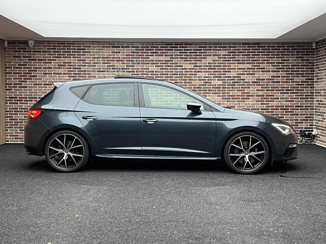 Seat LEON 2.0 TSI CUPRA Panorama Beats DSG Virtual