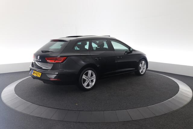Seat LEON ST 1.4 EcoTSI FR | Trekhaak | Pano | ACC | Stoelverwarming