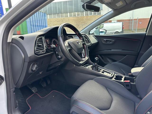 Seat LEON 1.8 TSI FR Climate C, Cruise C, Navigatie, Stoelverw!!!!