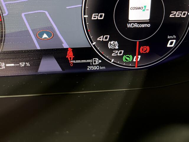 Seat LEON 1.4 TSI eHybrid PHEV Xcellence / AUTOMAAT/ KEYLESS/ FULL LINK/ PARK. SENSOREN + CAMERA/ LED/ STOEL-STUUR VERWARM. / NAVI/ DAB/ 18'' LMV