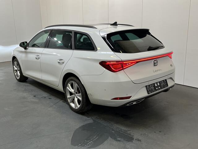 Seat LEON Sportstourer 1.4 TSI eHybrid PHEV FR Business Intense / AUTOMAAT/ PANO/ DIGITAL DASH/ RIJ-MODI/ LED/ 17" LMV/ PARK. SENSOREN/ STOEL-STUUR VERWARM./ ADAPT. CRUISE/ CLIMA