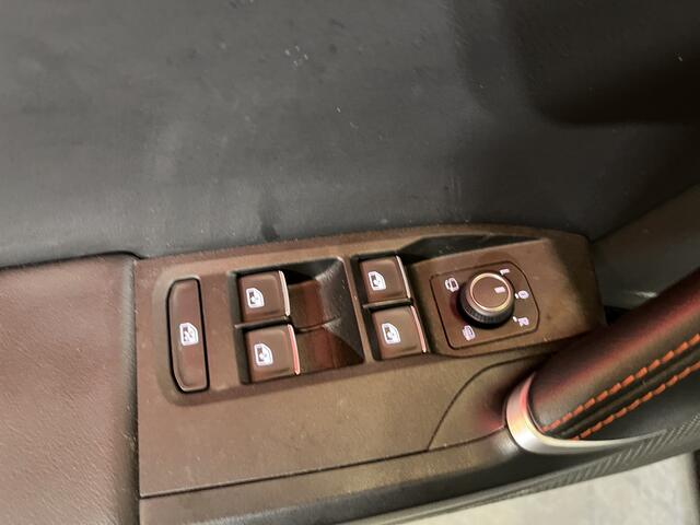 Seat LEON Sportstourer 1.4 TSI eHybrid PHEV FR / AUTOMAAT/ PANO/ FULL LINK/ STOEL + STOELVERW./ ELEK. STOELEN/ PARK. SENSOREN + CAMERA/ LED/ ADAPT. CRUISE/ DAB/ 18'' LMV