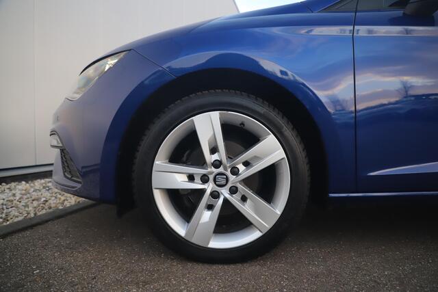 Seat LEON ST 1.0 TSI FR Business Intense 116PK Virtual Keyless 17 inch Navigatie Achteruitrijcamera Stoelverwarming Sfeerverlichting Adaptive Cruise Parkeersensor Beats Audio