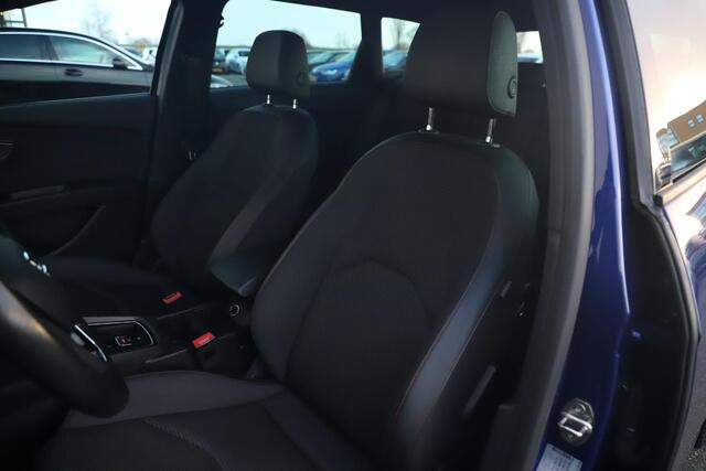 Seat LEON ST 1.0 TSI FR Business Intense 116PK Virtual Keyless 17 inch Navigatie Achteruitrijcamera Stoelverwarming Sfeerverlichting Adaptive Cruise Parkeersensor Beats Audio