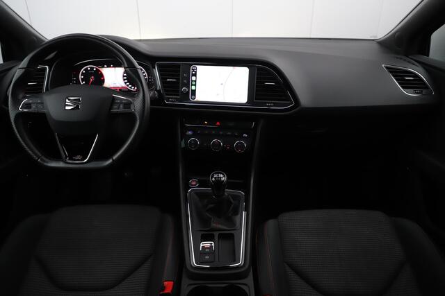Seat LEON 1.0 TSI FR Ultimate Edition Virtual Cockpit Full LED 17 inch LMV Beats Audio Navigatie Achteruitrijcamera Carplay Android Climate Cruise Control Stoelverwarming