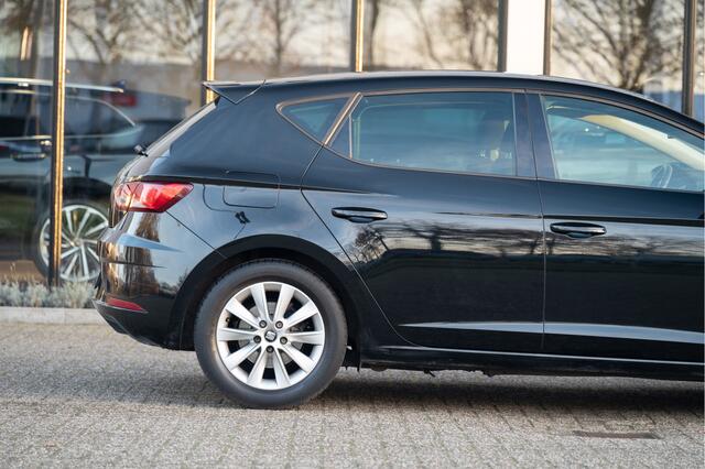 Seat LEON 1.0 EcoTSI Style Business Intense | Navi | Apple CarPlay | Clima | Cruise | PDC V+A |