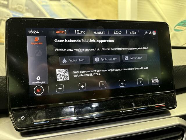 Seat LEON Sportstourer 1.4 TSI 204pk DSG eHybrid PHEV FR · Apple/Android Car Play · P-Sensoren · Navigatie · Cruise Control · P-Sensoren · Sfeerverlichting · Afneembare trekhaak · 17'' Inch ·