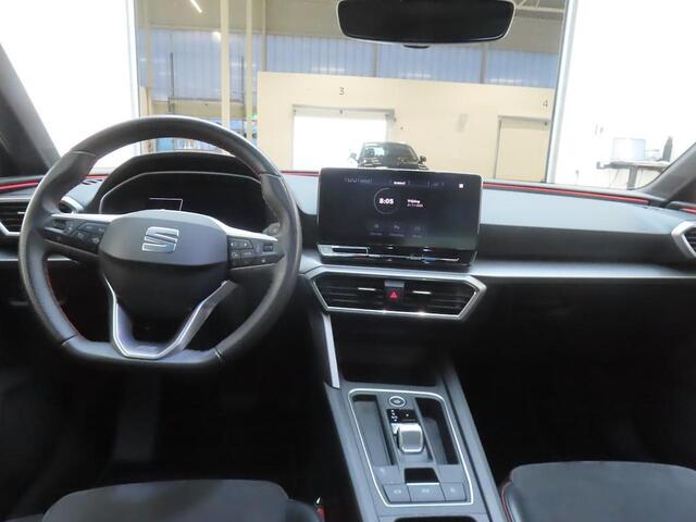 Seat LEON SPORTSTOURER 1.5 eTSI FR LAUNCH EDITION I AUTOMAAT I TREKHAAK I APPLE CARPLAY I P-CAMERA I CLIMATE CONTROL