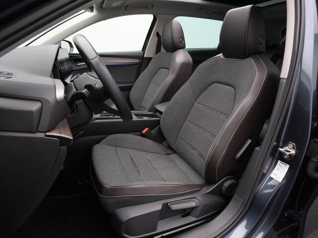 Seat LEON Sportstourer 1.5 eTSI 150 pk DSG Xcellence | Panoramadak | Beats | Stuur-/stoelverwarming | Achteruitrijcamera | Navigatie