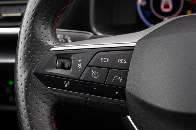 Seat LEON 1.4 TSI eHybrid PHEV FR PANO ACC CARPLAY SFEER