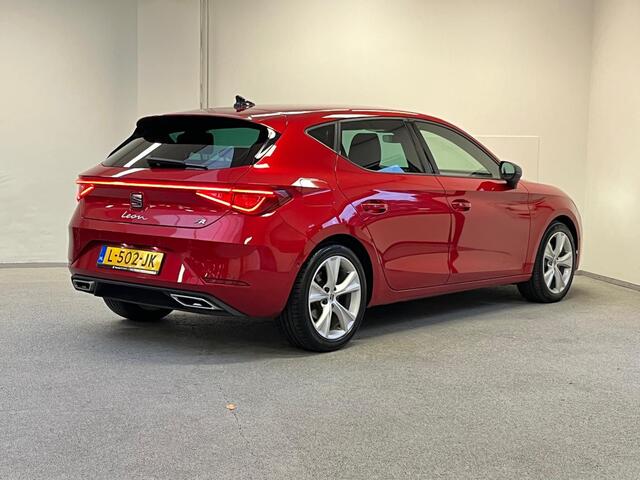 Seat LEON 1.5 eTSI FR Business Intense | TREKHAAK | CAMERA |
