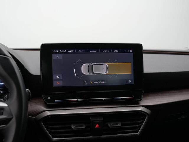 Seat LEON 1.4 TSI eHybrid 204 pk DSG PHEV Xcellence | Stuur-/stoelverwarming | Navigatie | Parkeersensoren voor/achter