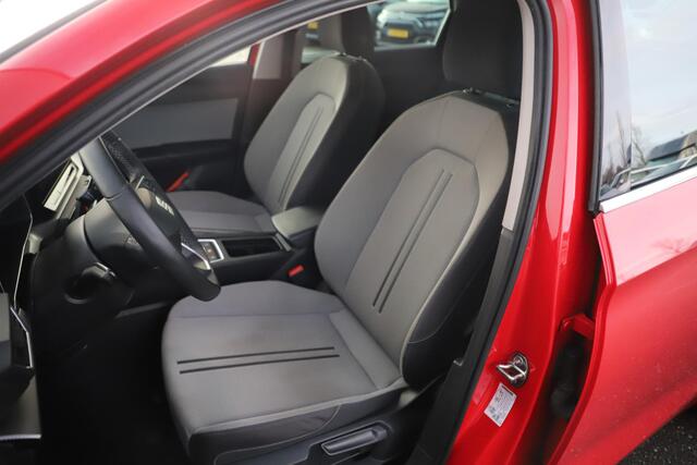 Seat LEON Sportstourer 1.5 TSI Style Launch Edition 131PK Virtual Cockpit Navigatie Achteruitrijcamera Carplay Android Climate Adaptive Cruise