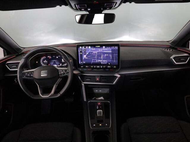 Seat LEON Sportstourer 1.5 TSI e-Hybrid FR PHEV First Edition 204 pk Automaat | Verlengde garantie | Navigatie | Parkeersensoren | Achteruitrijcamera | Adaptieve cruise control |