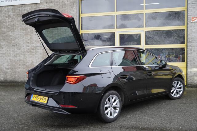 Seat LEON Sportstourer 1.5 eTSI 150PK! Automaat Style Launch Edition BJ2020 Lmv 16" | Led | Pdc | Navi | Achteruitrijcamera | App-Connect | Virtual cockpit | Climate control | Cruise control | Extra getint glas