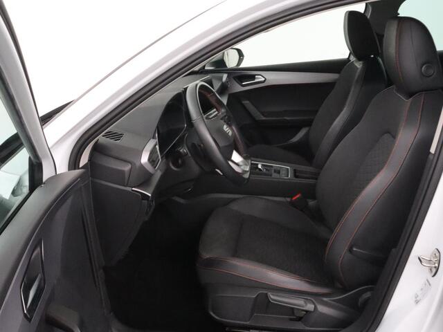 Seat LEON 1.4 e-Hybrid FR | Trekhaak | Stoelverwarming | Camera | Adaptive cruise | Carplay | Navigatie | PHEV | Plug In