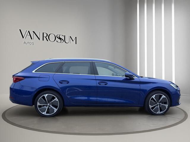 Seat LEON Sportstourer 1.4 TSI eHybrid PHEV FR XCELLENCE | Panoramadak | Camera | Sfeerverlichting | Geheugen |