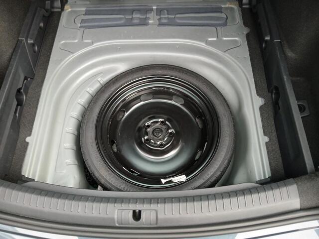 Seat LEON Sportstourer 1.5 TSI FR Business Intense + 18 inch + Trekhaak, slechts 19.000 km!!