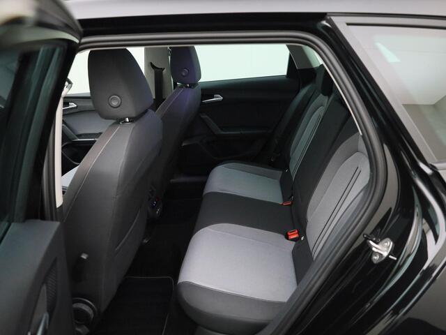 Seat LEON Sportstourer 1.5 eTSI/150PK Style DSG · Camera + Parkeersensoren · Apple/Android · LED · Garantie t/m 30-05-2029 of 100.000km