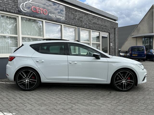 Seat LEON 2.0 TSI CUPRA 300 PANO Nette auto!