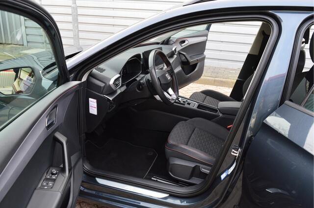 Seat LEON Sportstourer 1.4 TSI eHybrid PHEV FR O.a: Pdc, Camera, Stoel-/Stuur verwarming, Clima, Adaptive cruise, Navi, Carplay, Etc... Rijklaar! All-in prijs!