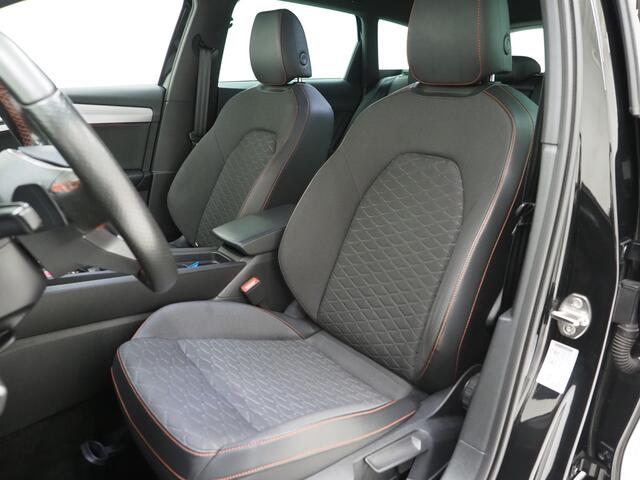 Seat LEON Sportstourer 1.4 TSI eHybrid PHEV FR | Camera | Keyless | Adaptive Cruise | Sfeerverlichting | Virtual | Carplay