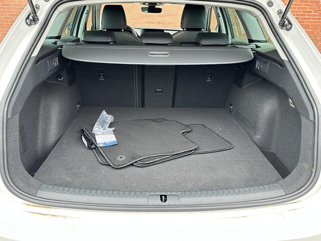 Seat LEON Sportstourer 1.4 TSI eHybride PHEV FR Business Intense 225PK