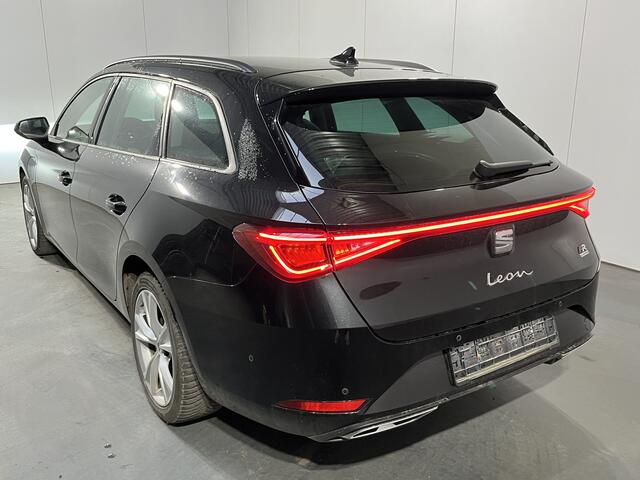 Seat LEON Sportstourer 1.4 TSI eHybrid PHEV FR / AUTOMAAT/ PARK.SENSOR.V+A/ CAMERA/ STUUR+STOEL VERWARM./ KEYLESS/ ACC/ DODE HOEK/ DRIVE PROFILE/ NAVI/ FULL LINK/ DIGITAL DASH/ DAB/ CLIMA/ LED/ ISOFIX/ 17'' LMV