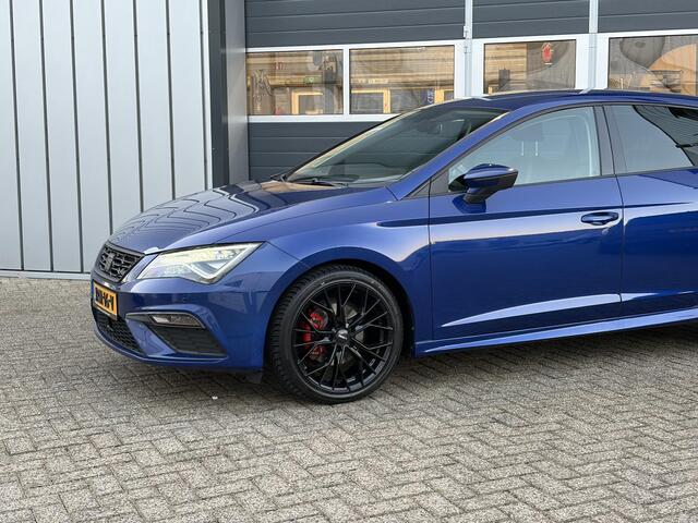 Seat LEON 1.5 TSI FR Ultimate Edition | Alcantara | Navi | Climate | Parkeer sensoren |