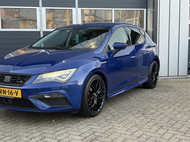 Seat LEON 1.5 TSI FR Ultimate Edition | Alcantara | Navi | Climate | Parkeer sensoren |