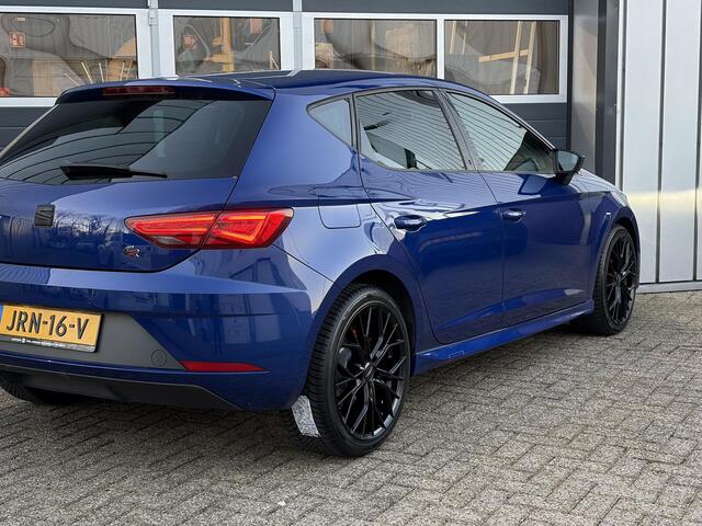 Seat LEON 1.5 TSI FR Ultimate Edition | Alcantara | Navi | Climate | Parkeer sensoren |