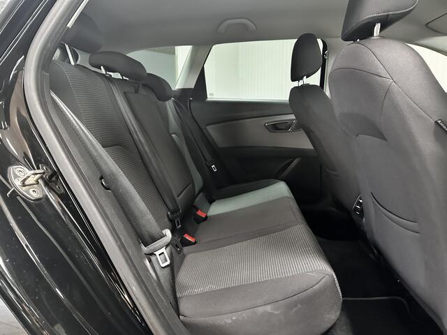 Seat LEON ST 1.0 TSI Style Ultimate Edition/ LED Dagrijverl./ Camera/. 16''LMV/ Apple+Android/ DAB+/ Keyless/ Clima/ Navi/ Cruise/ Bluetooth/ Multi.LEDER.Stuur/ Elek.Pakket/ Isofix/ PDC V+A.