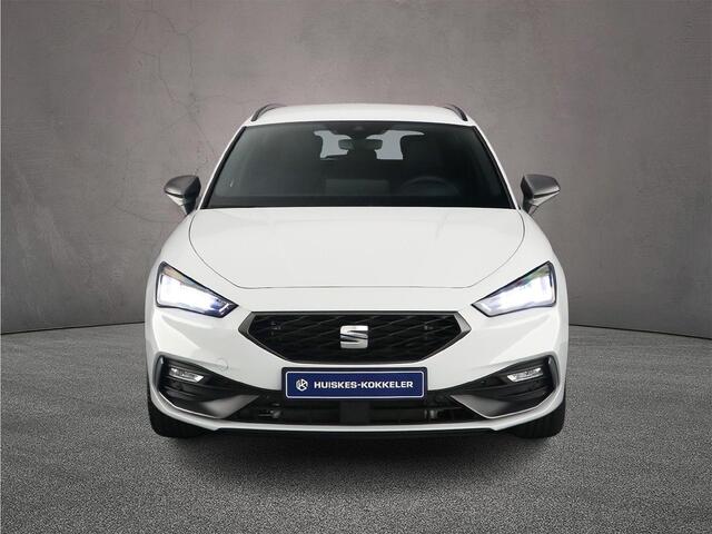 Seat LEON Sportstourer Style Business Intense 1.5 TSI eHybrid 204pk DSG Automaat Adaptive cruise control, Navigatie, Achteruitrijcamera, LED koplampen, Parkeersensoren, App connect