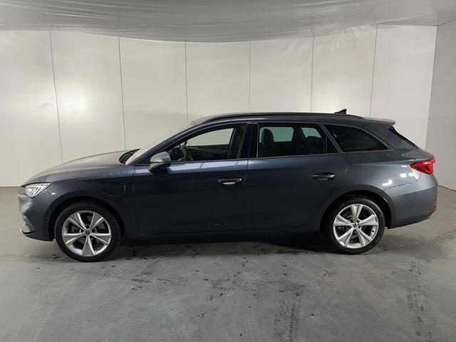 Seat LEON Sportstourer 1.5 TSI e-Hybrid FR Business / AUTOMAAT / GARANTIE TM 03-2029/ NAVIGATIE / CAMERA / DIGITAAL DASHBOARD