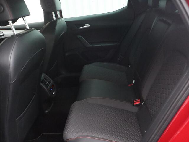 Seat LEON 1.5 TSI 150PK FR Launch Edition | NAVI | CAMERA | TREKHAAK | BEATS AUDIO |