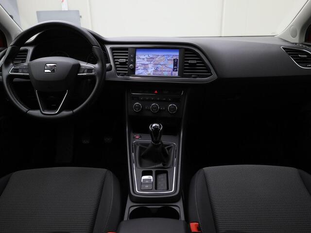 Seat LEON 1.5TSI/130PK Style Ultimate Edition · Navigatie · Camera + Parkeersensoren · Apple/Android