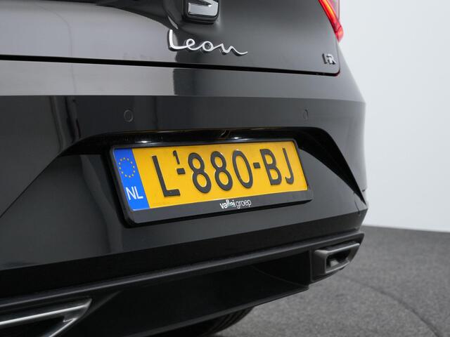 Seat LEON 1.5 eTSI 150 pk DSG FR Business Intense | Trekhaak | Stuur-/stoelverwarming | Achteruitrijcamera | Adaptive Cruise | Navigatie