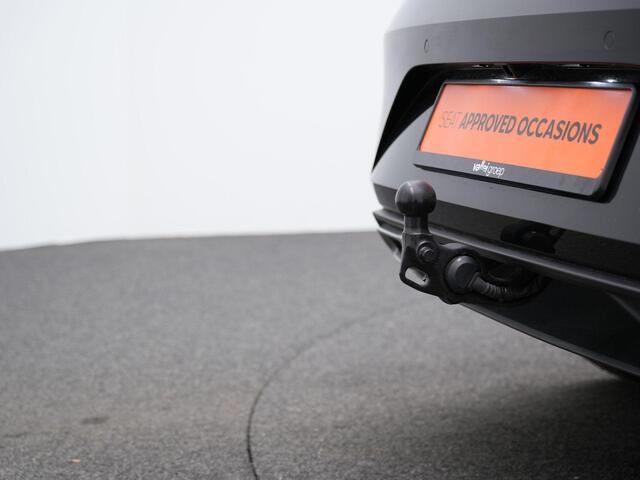 Seat LEON 1.5 eTSI 150 pk DSG FR Business Intense | Trekhaak | Stuur-/stoelverwarming | Achteruitrijcamera | Adaptive Cruise | Navigatie