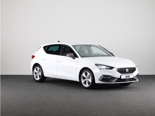 Seat LEON FR 1.0 TSI Hatchback 110 pk | Verlengde garantie | Navigatie via App | Parkeersensoren achter | Autom. airco (3 zones) | LED koplampen |