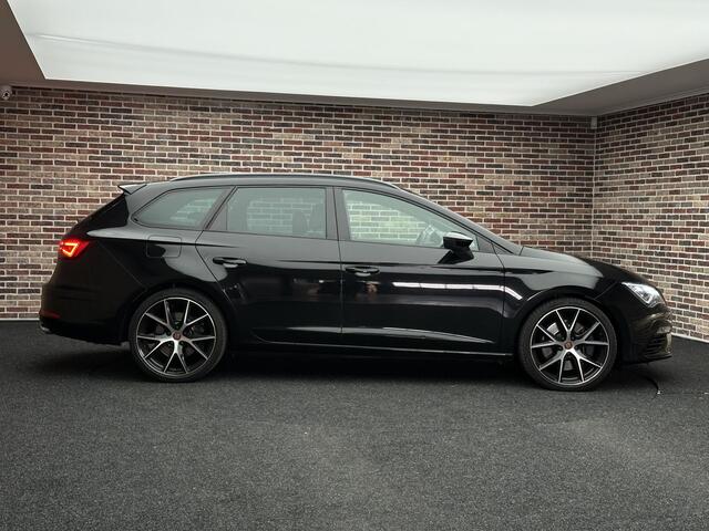 Seat LEON ST 2.0 TSI 4DRIVE CUPRA Panorama | Beats audio | Adaptieve cruise | Apple carplay & Android auto