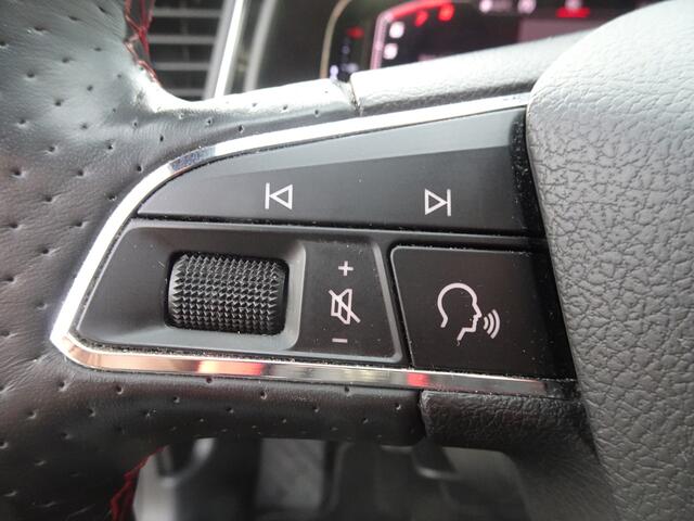 Seat LEON 116PK TSI FR Business Intense