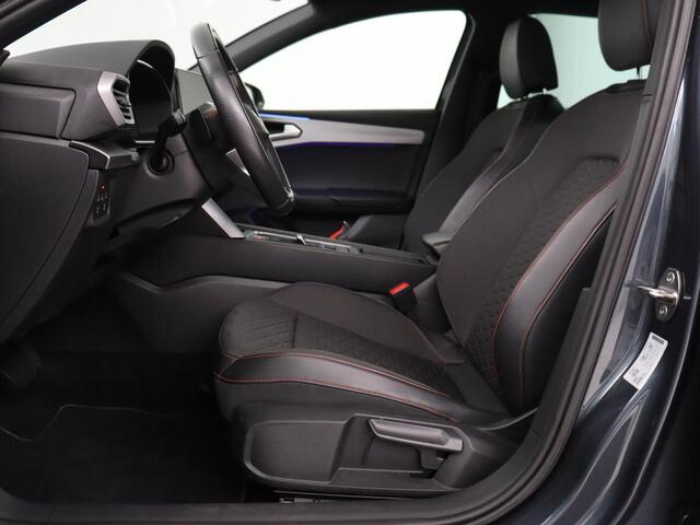 Seat LEON 1.4 TSI eHybrid PHEV FR | Trekhaak | Carplay | Adaptive cruise | Navigatie | Parkeerhulp | Full LED | Sportstoelen | PHEV | Plug In