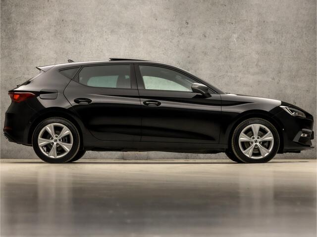 Seat LEON 1.4 TSI eHybrid PHEV FR Intense 204Pk Automaat (SCHUIFDAK, APPLE CARPLAY, GROOT NAVI, CAMERA, SPORTSTOELEN, GETINT GLAS, SFEERVERLICHTING, KEYLESS, ADAPTIVE CRUISE, NIEUWSTAAT)