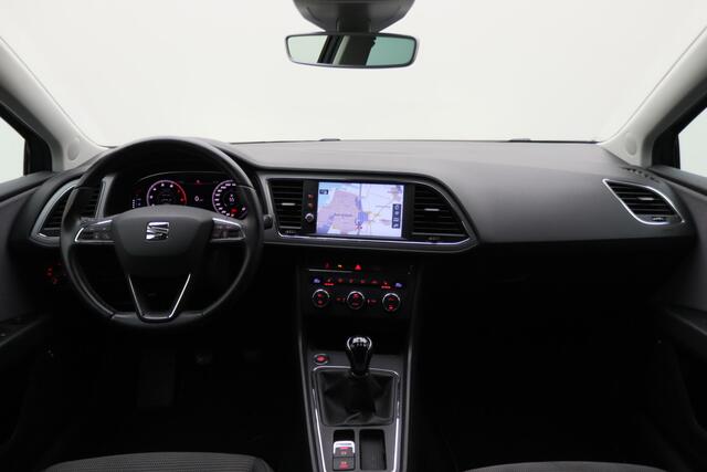 Seat LEON ST 1.0 TSI Style Ultimate Edition Virtual Cockpit, Camera, Beats Audio, Keyless, Apple Carplay, LED