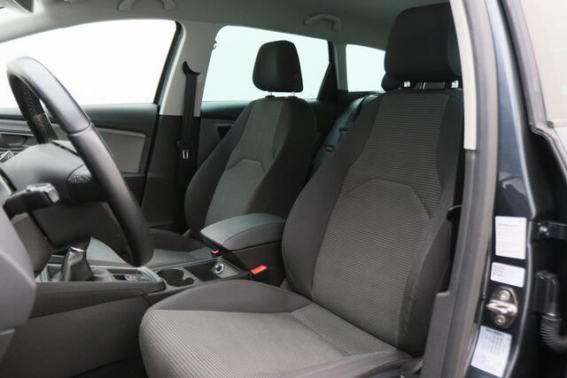 Seat LEON ST 1.0 TSI Style Ultimate Edition Virtual Cockpit, Camera, Beats Audio, Keyless, Apple Carplay, LED