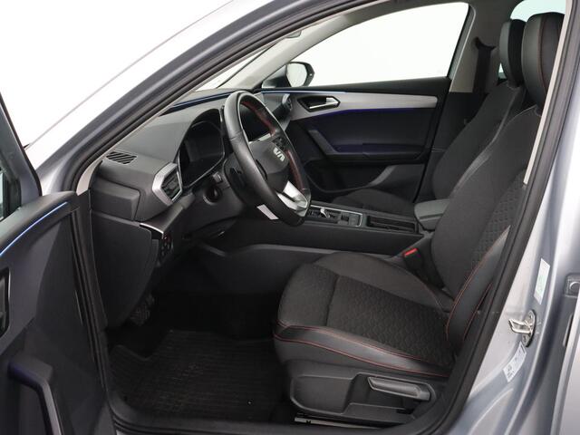 Seat LEON 1.4 e-Hybrid FR Business | Trekhaak | Stoelverwarming | Camera | Adaptive cruise | Full LED | Sportstoelen | Park Assist | Sfeerverlichting | Stuurverwarming | PHEV | Plug In