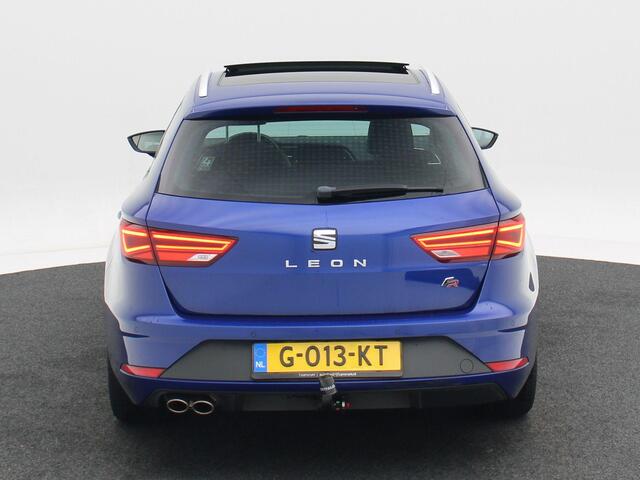 Seat LEON ST 1.5 TSI FR Business Intense | Panoramadak | Adaptive Cruise | Climate Control | Stoelverwarming | Parkeersensoren | Trekhaak | Navigatie | Carplay | 18 Inch | 158.113 Km!!