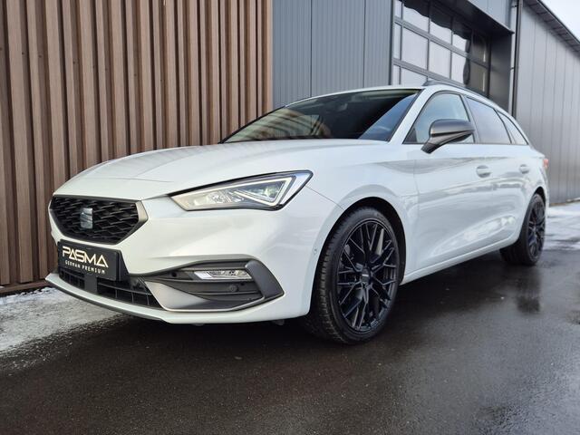 Seat LEON Sportstourer 1.5 TSI FR Launch Edition | Virtual | Keyless | 18'' | Stuur-stoelverw. | Carplay