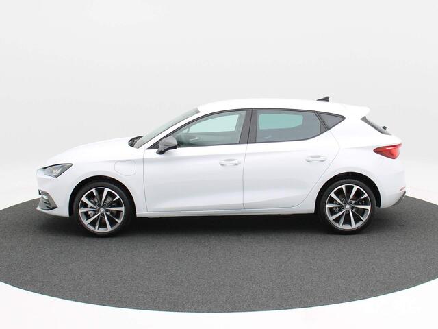 Seat LEON FR Business 1.5 TSI eHybrid PHEV 204pk | Automaat | Adaptive cruise control | Achteruitrijcamera | Navigatie | Apple carplay / Android auto